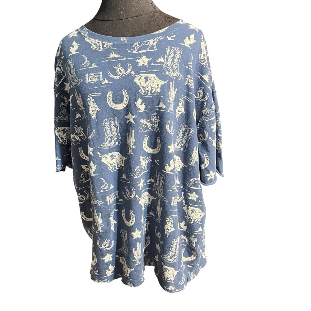 We The Free Blue Western Print Short Sleeve Tunic Tee